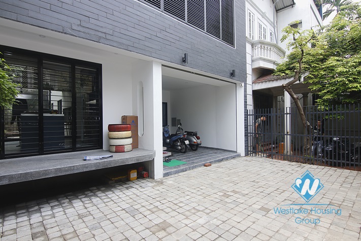 New and nice villa for rent in Ngoc Thuy street, Long Bien district, Ha Noi